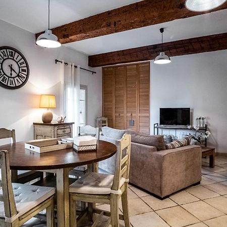 Appartement Au Coeur De L'Isle Sur La Sorgue ภายนอก รูปภาพ