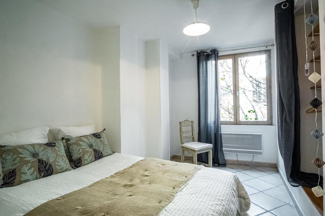 Appartement Au Coeur De L'Isle Sur La Sorgue ภายนอก รูปภาพ