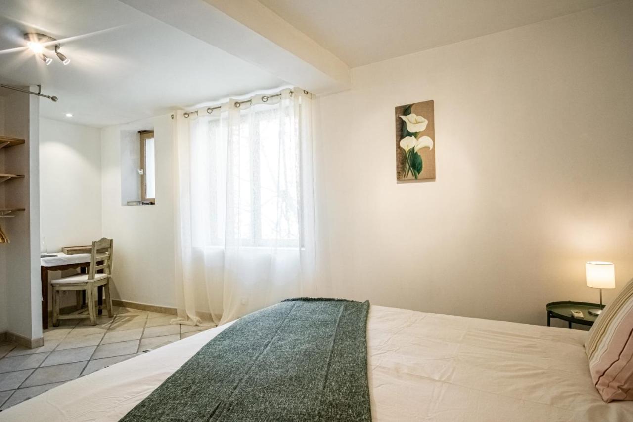 Appartement Au Coeur De L'Isle Sur La Sorgue ภายนอก รูปภาพ
